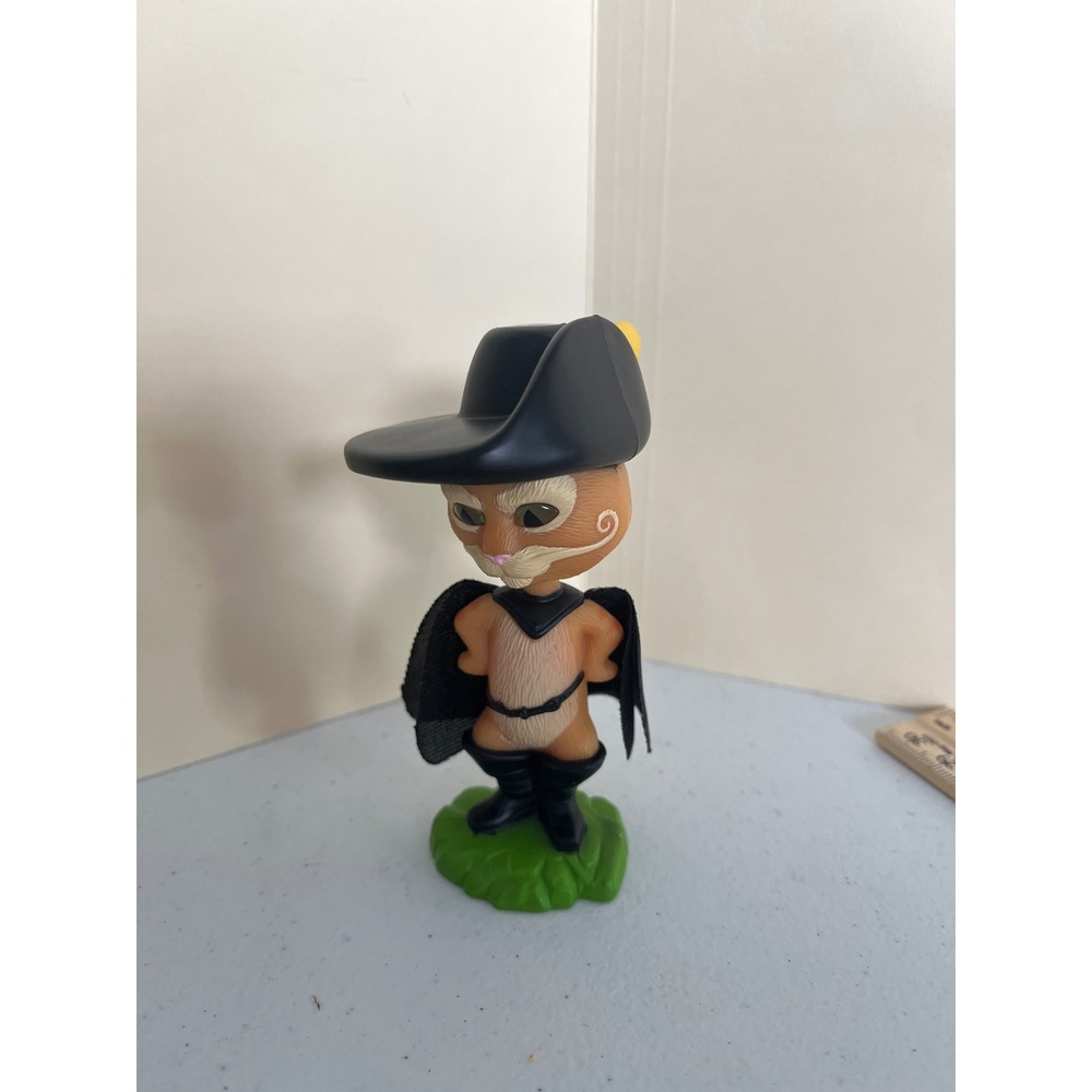 DreamWorks Puss in Boots Bobblehead Figure Shrek Movie Collectible Toy 5.5 Inch